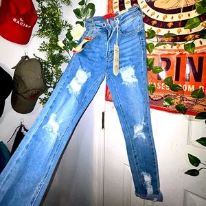 Distressed Push Up Jeans